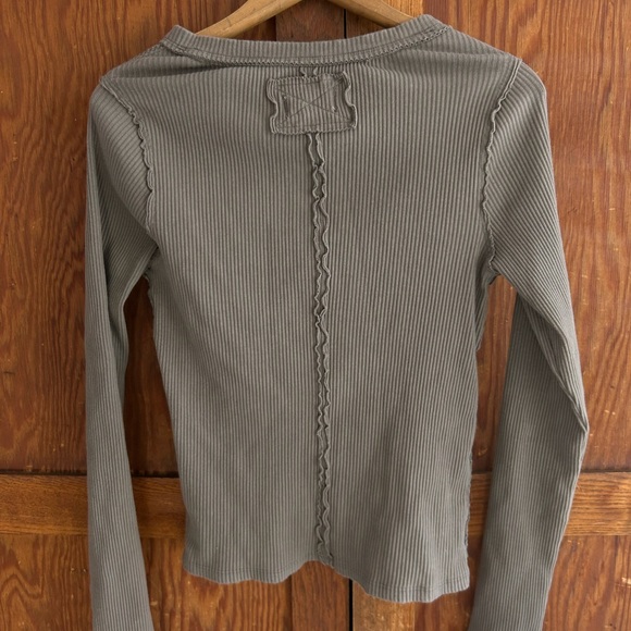 We The Free It’s On Cardi - Picture 3 of 5